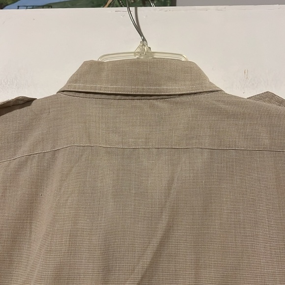 Ketch tan/cream baby check mens long sleeve shirt. Epaulets on shoulder - Picture 7 of 9